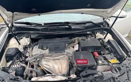 Toyota Camry, 2017 год, 2 410 000 рублей, 6 фотография