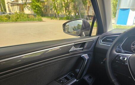 Volkswagen Tiguan II, 2017 год, 1 950 000 рублей, 11 фотография