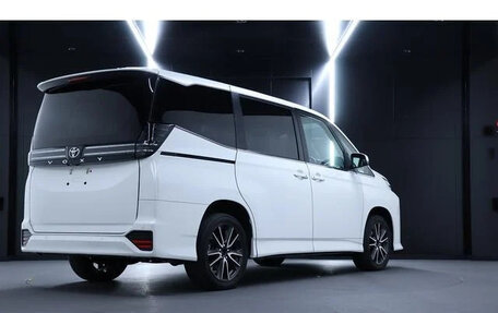 Toyota Voxy, 2022 год, 3 200 060 рублей, 5 фотография