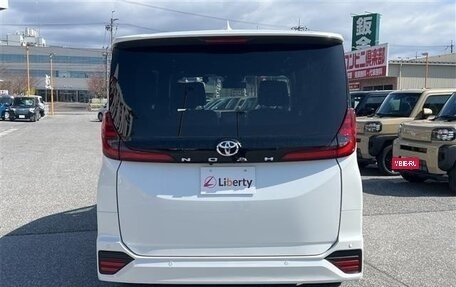 Toyota Noah, 2022 год, 2 200 060 рублей, 6 фотография
