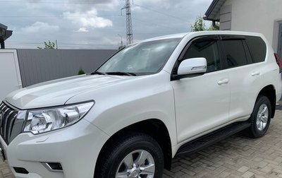 Toyota Land Cruiser Prado 150 рестайлинг 2, 2021 год, 6 050 000 рублей, 1 фотография