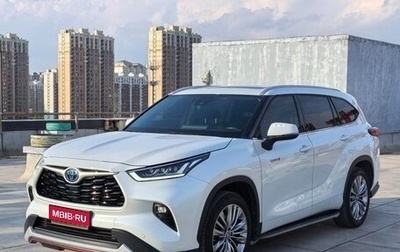 Toyota Highlander, 2022 год, 3 300 100 рублей, 1 фотография