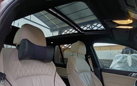 BMW X5, 2018 год, 5 650 000 рублей, 11 фотография
