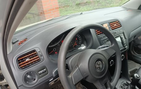 Volkswagen Polo VI (EU Market), 2012 год, 450 000 рублей, 7 фотография