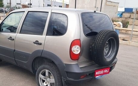 Chevrolet Niva I рестайлинг, 2016 год, 675 000 рублей, 2 фотография