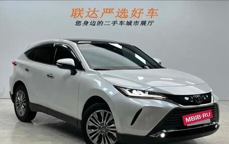 Toyota Harrier, 2022 год, 2 980 000 рублей, 3 фотография