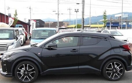 Toyota C-HR I рестайлинг, 2021 год, 1 420 888 рублей, 4 фотография