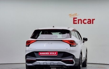 KIA Sportage IV рестайлинг, 2021 год, 2 500 000 рублей, 4 фотография