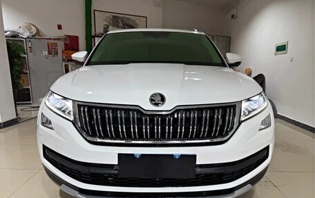 Skoda Kodiaq I, 2021 год, 2 699 000 рублей, 2 фотография