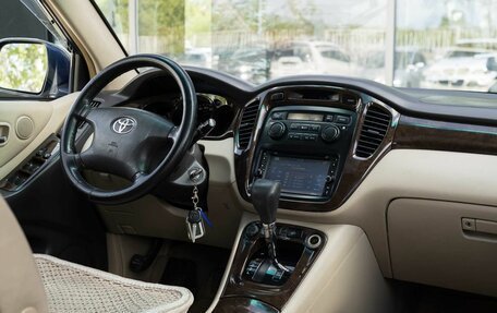 Toyota Highlander III, 2002 год, 1 300 000 рублей, 10 фотография