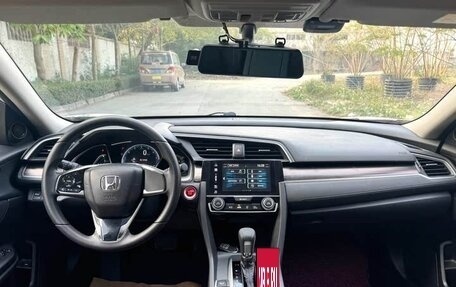 Honda Civic IX, 2019 год, 1 350 000 рублей, 6 фотография