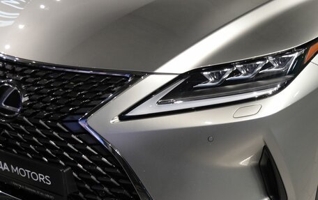 Lexus RX IV рестайлинг, 2020 год, 5 600 000 рублей, 8 фотография