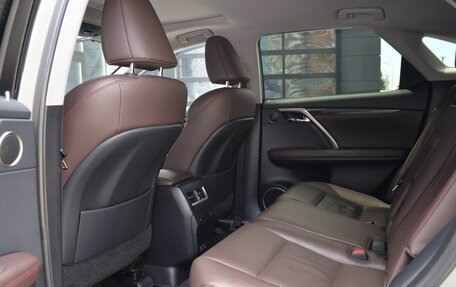 Lexus RX IV рестайлинг, 2020 год, 5 600 000 рублей, 26 фотография
