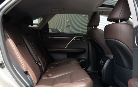 Lexus RX IV рестайлинг, 2020 год, 5 600 000 рублей, 29 фотография