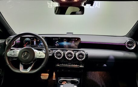 Mercedes-Benz A-Класс, 2022 год, 2 750 000 рублей, 7 фотография