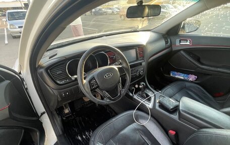 KIA K5 I рестайлинг, 2011 год, 1 100 000 рублей, 16 фотография