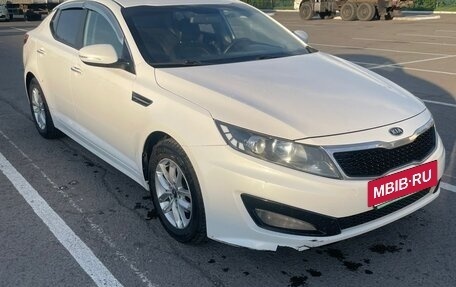 KIA K5 I рестайлинг, 2011 год, 1 100 000 рублей, 18 фотография