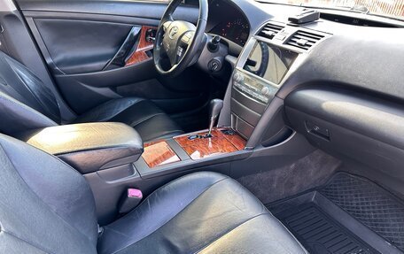 Toyota Camry, 2007 год, 1 090 000 рублей, 21 фотография