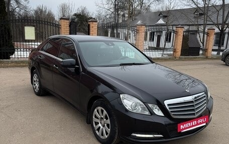 Mercedes-Benz E-Класс, 2012 год, 1 650 000 рублей, 3 фотография