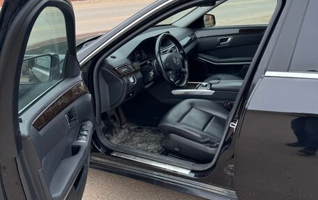 Mercedes-Benz E-Класс, 2012 год, 1 650 000 рублей, 10 фотография