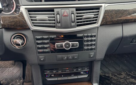 Mercedes-Benz E-Класс, 2012 год, 1 650 000 рублей, 13 фотография