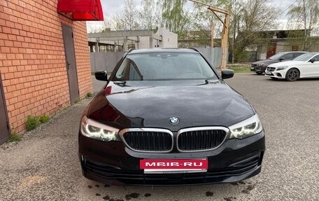 BMW 5 серия, 2018 год, 2 730 000 рублей, 2 фотография
