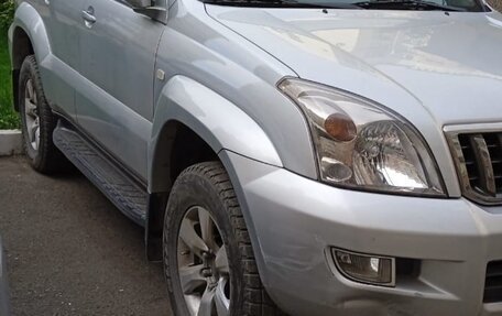 Toyota Land Cruiser Prado 120 рестайлинг, 2008 год, 3 700 000 рублей, 2 фотография