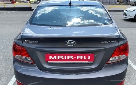 Hyundai Solaris II рестайлинг, 2011 год, 500 000 рублей, 4 фотография