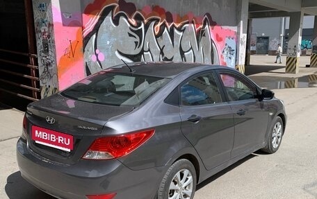 Hyundai Solaris II рестайлинг, 2011 год, 500 000 рублей, 9 фотография
