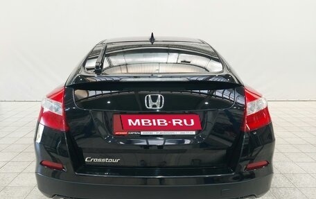 Honda Crosstour I рестайлинг, 2014 год, 1 869 000 рублей, 6 фотография