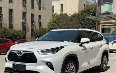 Toyota Highlander, 2022 год, 3 219 999 рублей, 1 фотография