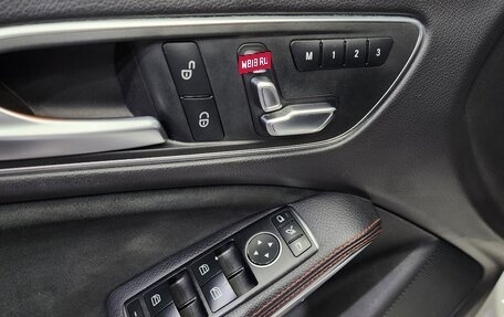 Mercedes-Benz CLA AMG, 2018 год, 2 610 000 рублей, 16 фотография