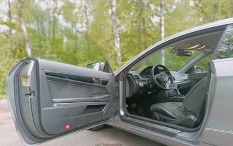 Mercedes-Benz E-Класс, 2013 год, 1 090 000 рублей, 8 фотография