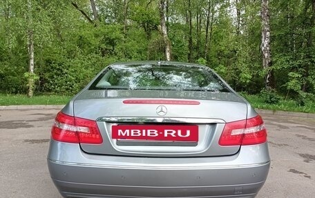 Mercedes-Benz E-Класс, 2013 год, 1 090 000 рублей, 3 фотография