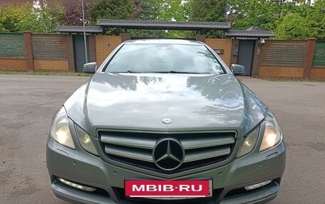 Mercedes-Benz E-Класс, 2013 год, 1 090 000 рублей, 28 фотография