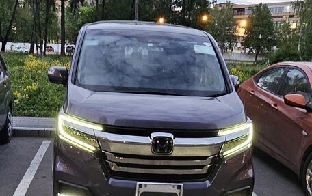 Honda Stepwgn IV, 2017 год, 2 550 000 рублей, 12 фотография