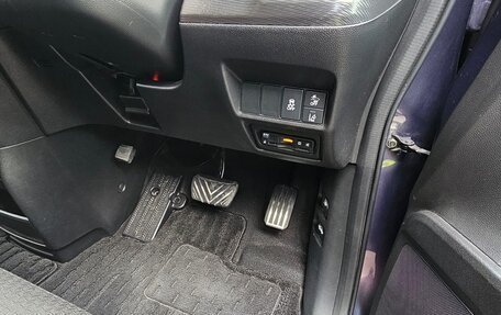 Honda Stepwgn IV, 2017 год, 2 550 000 рублей, 17 фотография