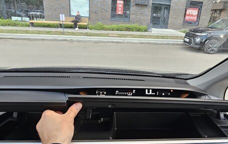 Honda Stepwgn IV, 2017 год, 2 550 000 рублей, 14 фотография