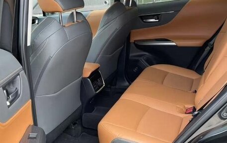 Toyota Venza, 2022 год, 2 950 100 рублей, 16 фотография