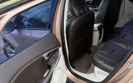 Volvo V40 Cross Country I, 2014 год, 1 040 000 рублей, 7 фотография