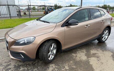 Volvo V40 Cross Country I, 2014 год, 1 040 000 рублей, 15 фотография