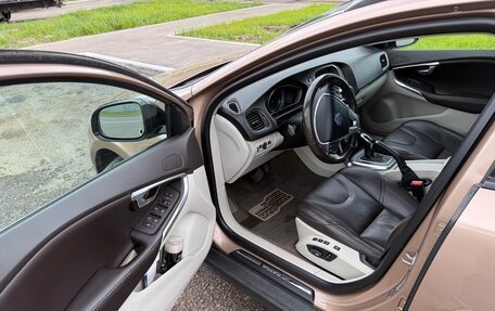 Volvo V40 Cross Country I, 2014 год, 1 040 000 рублей, 4 фотография