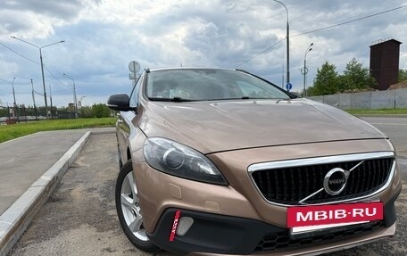Volvo V40 Cross Country I, 2014 год, 1 040 000 рублей, 17 фотография
