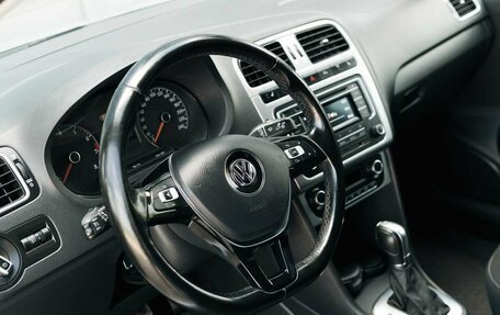 Volkswagen Polo VI (EU Market), 2017 год, 1 300 000 рублей, 11 фотография