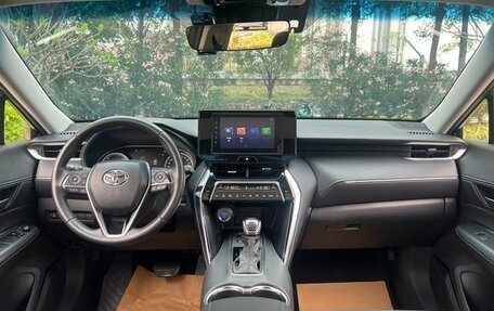 Toyota Venza, 2022 год, 3 050 100 рублей, 19 фотография