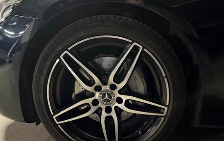Mercedes-Benz E-Класс, 2018 год, 4 000 000 рублей, 8 фотография