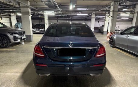 Mercedes-Benz E-Класс, 2018 год, 4 000 000 рублей, 17 фотография