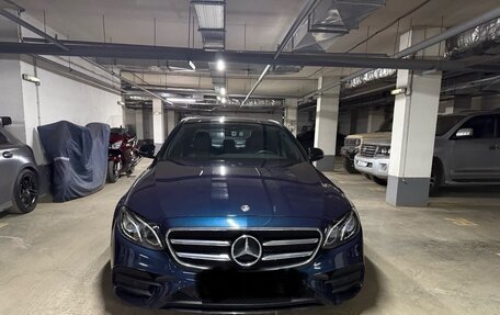 Mercedes-Benz E-Класс, 2018 год, 4 000 000 рублей, 19 фотография