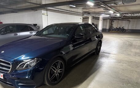 Mercedes-Benz E-Класс, 2018 год, 4 000 000 рублей, 16 фотография