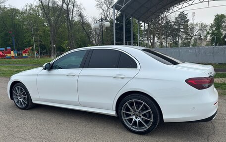 Mercedes-Benz E-Класс, 2022 год, 5 550 000 рублей, 9 фотография